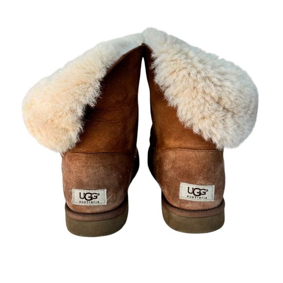 UGG Australia Bailey Button II Shearling Boots Size 9 Chestnut Brown - Picture 2 of 16